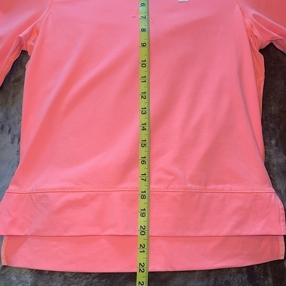 Lululemon Run: Warm Up Crew
Coral Orange - sz 4 - Picture 15 of 15